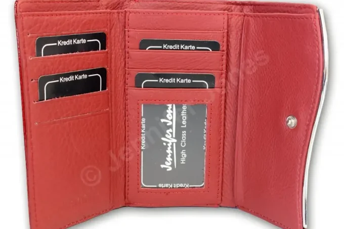 Jennifer Jones </br> <div class="adrianoss-model">5245-2</div>