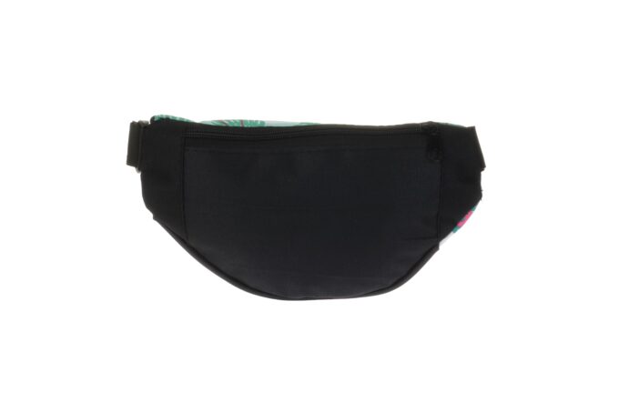 Adrianoss </br> <div class="adrianoss-model"> Flamingi </div>