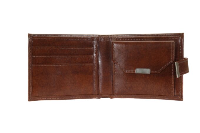 Adrianoss </br> <div class="adrianoss-model"> MD </div>