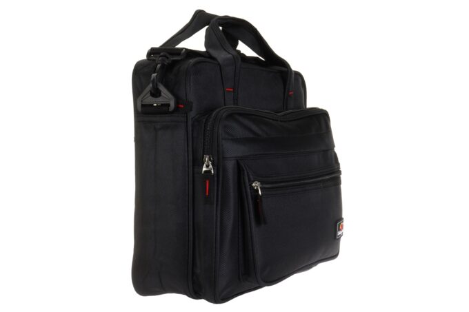 Dong Hao</br> <div class="adrianoss-model"> 00718 </div>