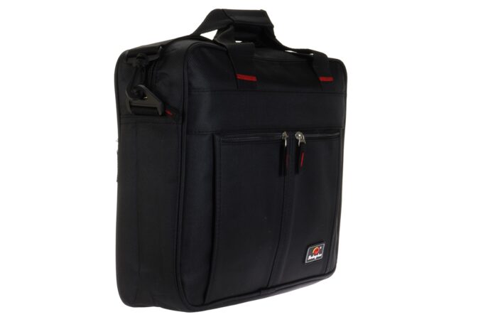 Dong Hao</br> <div class="adrianoss-model"> 8701 </div>