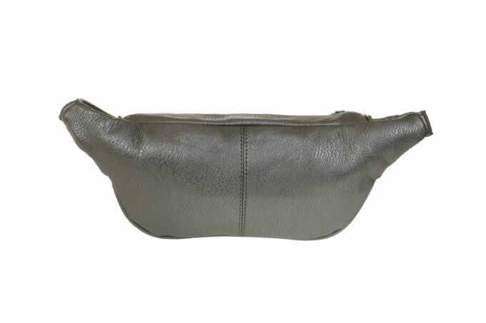 Massiliano Sergio</br> <div class="adrianoss-model"> C 102 </div>