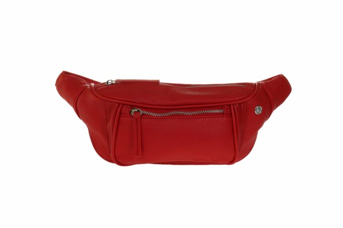 Massiliano Sergio</br> <div class="adrianoss-model"> C 102 </div>