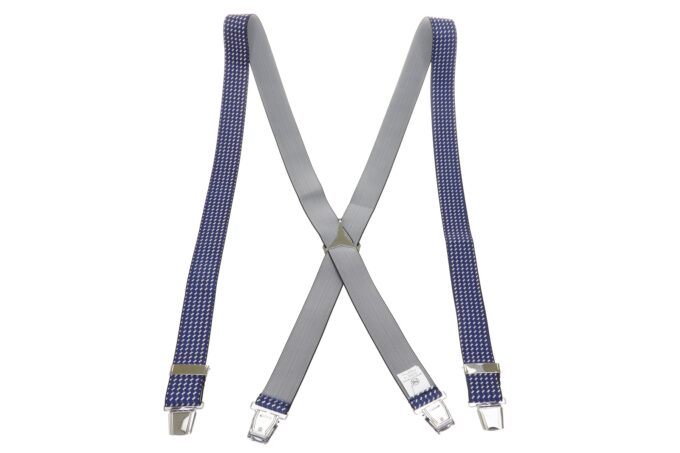 Massiliano Sergio </br> <div class="adrianoss-model"> LBD 02 </div>