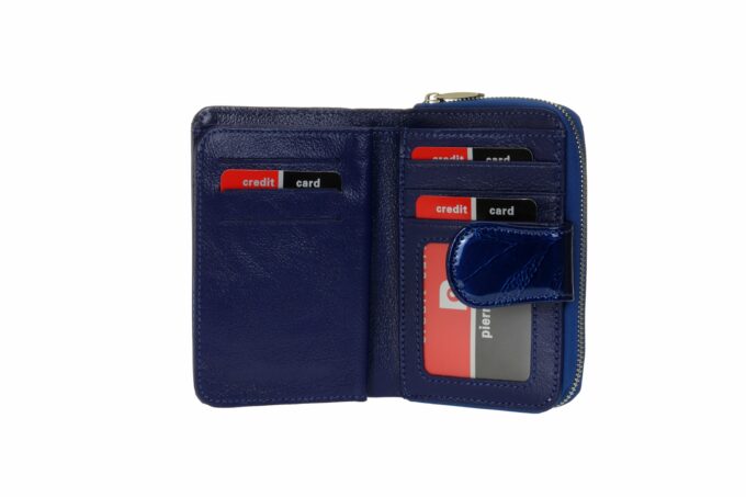 Pierre Cardin </br> <div class="adrianoss-model"> 02 - 115 LEAF </div>