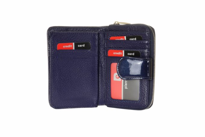 Pierre Cardin </br> <div class="adrianoss-model"> 05 - 115 LINE </div>