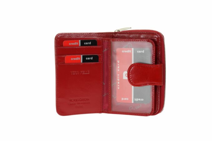 Pierre Cardin </br> <div class="adrianoss-model"> 01 - 115 LINE </div>