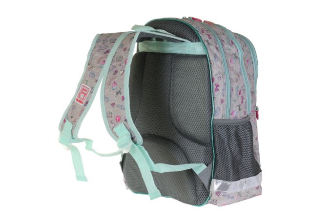 PASO</br> <div class="adrianoss-model"> BARBIE</div>