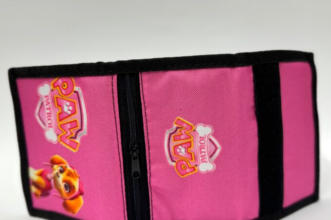 Adrianoss </br> <div class="adrianoss-model"> PAW PATROL </div>