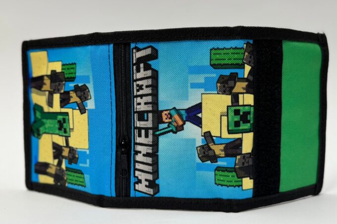 Adrianoss </br> <div class="adrianoss-model"> MINECRAFT </div>