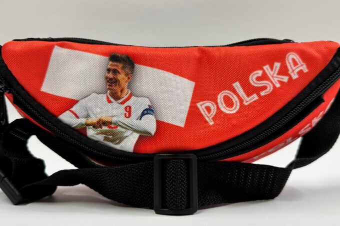 Adrianoss </br> <div class="adrianoss-model"> POLSKA</div>