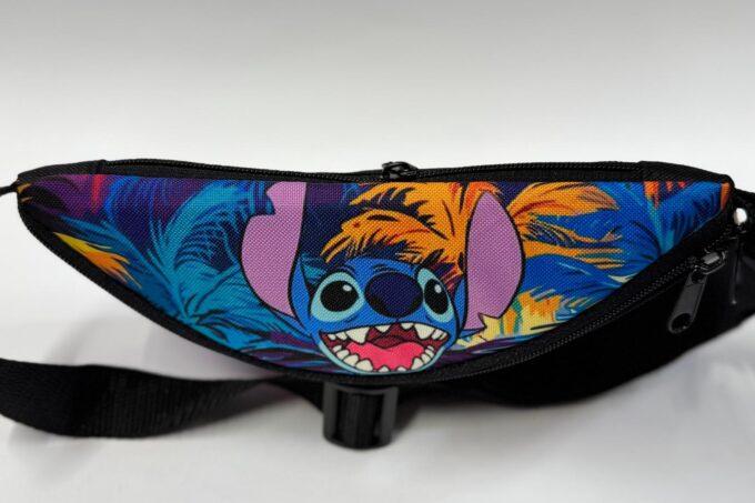 Adrianoss </br> <div class="adrianoss-model"> STITCH</div>