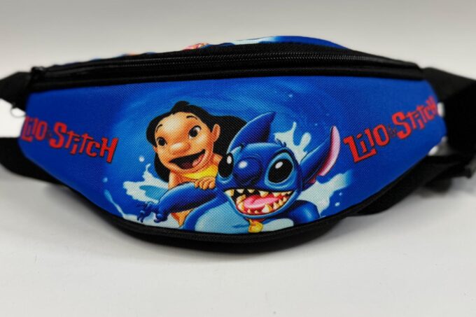 Adrianoss </br> <div class="adrianoss-model"> LILO & STITCH</div>