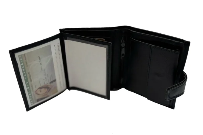 Adrianoss </br> <div class="adrianoss-model"> 14ad </div>