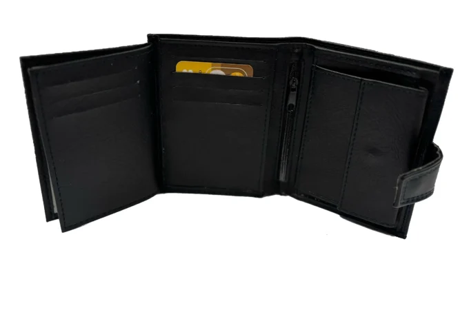 Adrianoss </br> <div class="adrianoss-model"> 14ad </div>