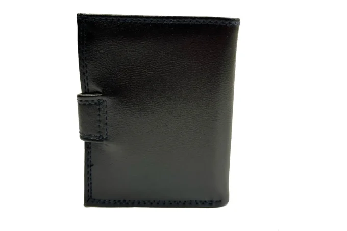 Adrianoss </br> <div class="adrianoss-model"> 14ad </div>