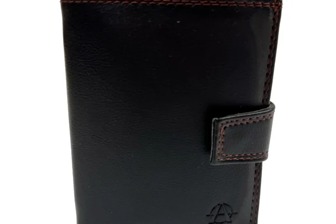 Adrianoss </br> <div class="adrianoss-model"> 14ad </div>