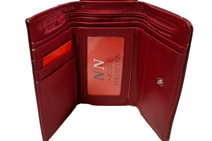 Nicole</br> <div class="adrianoss-model"> 1013 </div>