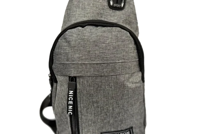 Adrianoss</br> <div class="adrianoss-model"> Pl-3 </div>