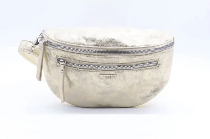 Flora </br> <div class="adrianoss-model"> 8552 </div>