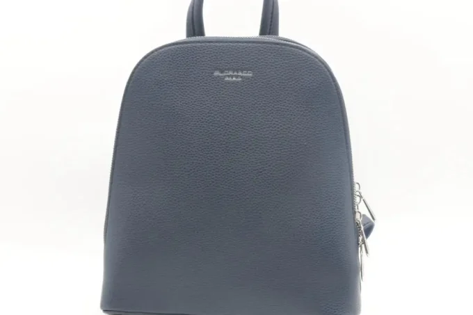 Flora </br> <div class="adrianoss-model"> 2547 </div>