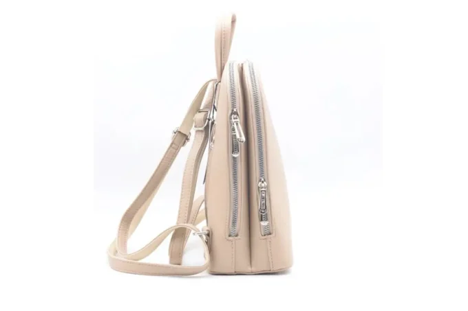 Flora </br> <div class="adrianoss-model"> 2547 </div>