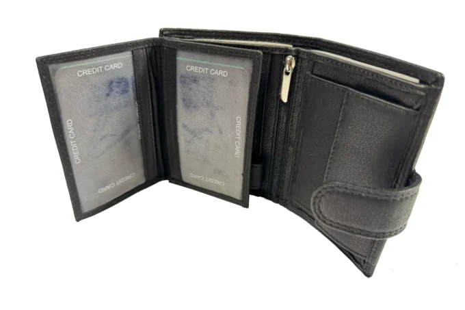 Wild Nicolas</br> <div class="adrianoss-model"> 322L </div>