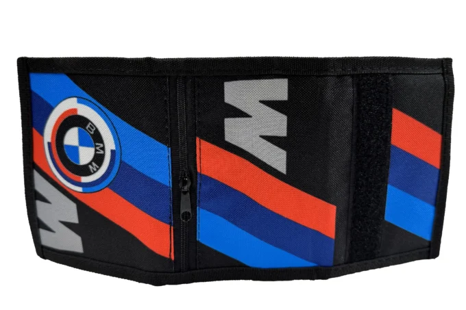 Adrianoss </br> <div class="adrianoss-model"> BMW</div>