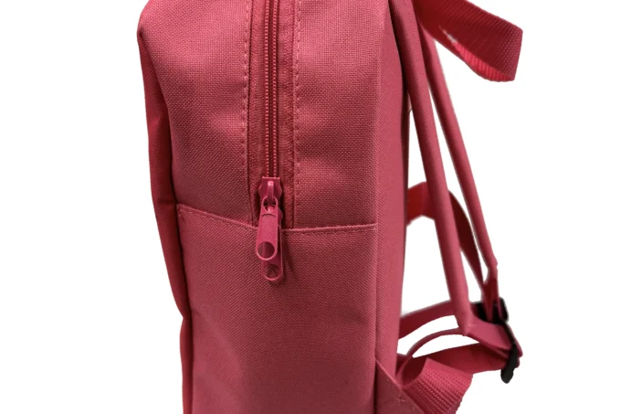 Adrianoss</br> <div class="adrianoss-model"> Hello Kitty</div>