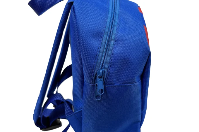 Adrianoss</br> <div class="adrianoss-model"> Lewandowski</div>