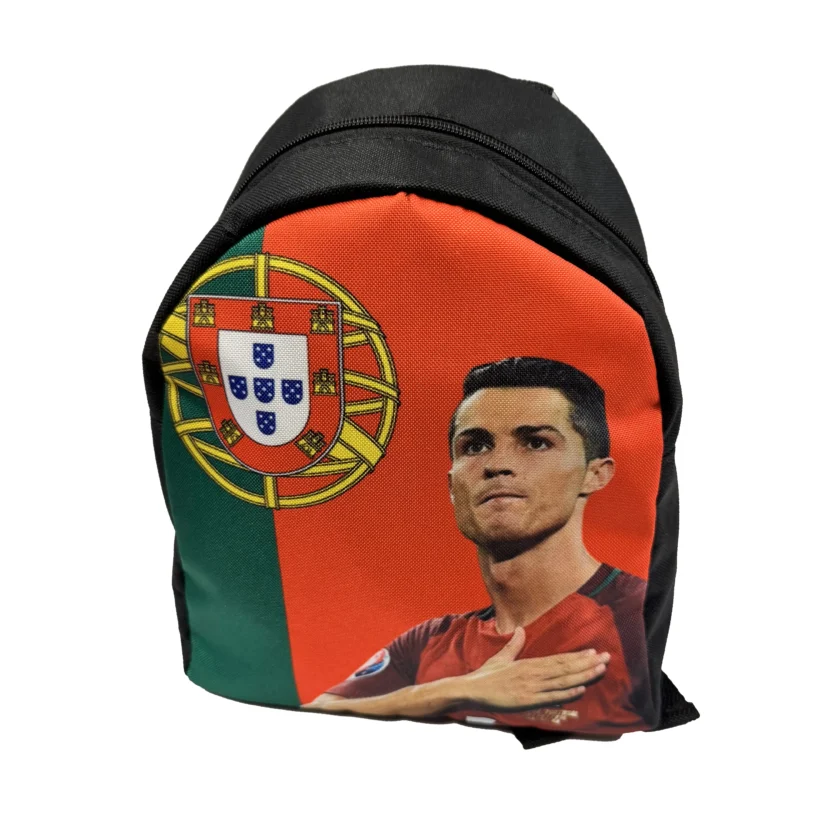 Adrianoss</br> <div class="adrianoss-model"> Ronaldo</div>