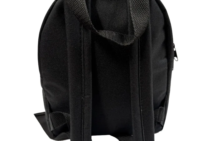 Adrianoss</br> <div class="adrianoss-model"> Ronaldo</div>