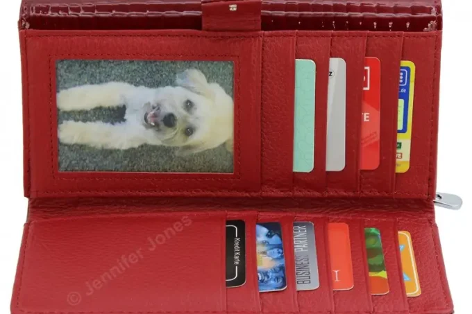 Jennifer Jones </br> <div class="adrianoss-model"> 5199-2 </div>