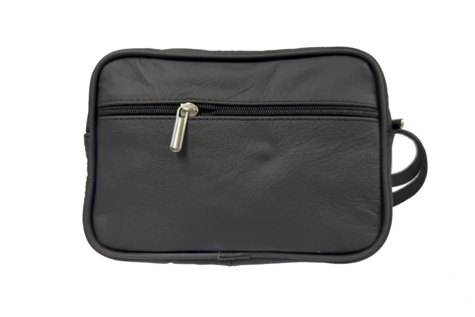 Adrianoss </br> <div class="adrianoss-model"> Michał M </div>