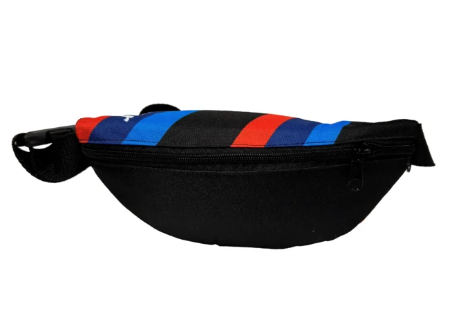 Adrianoss </br> <div class="adrianoss-model"> BMW </div>