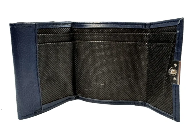 Adrianoss </br> <div class="adrianoss-model"> MM-1 </div>