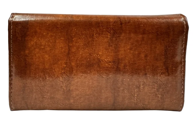 Adrianoss </br> <div class="adrianoss-model"> ADM </div>