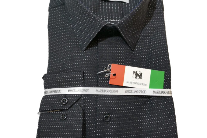 Massiliano Sergio </br> <div class="adrianoss-model">CH-MS-NOIR-9535-468</div>