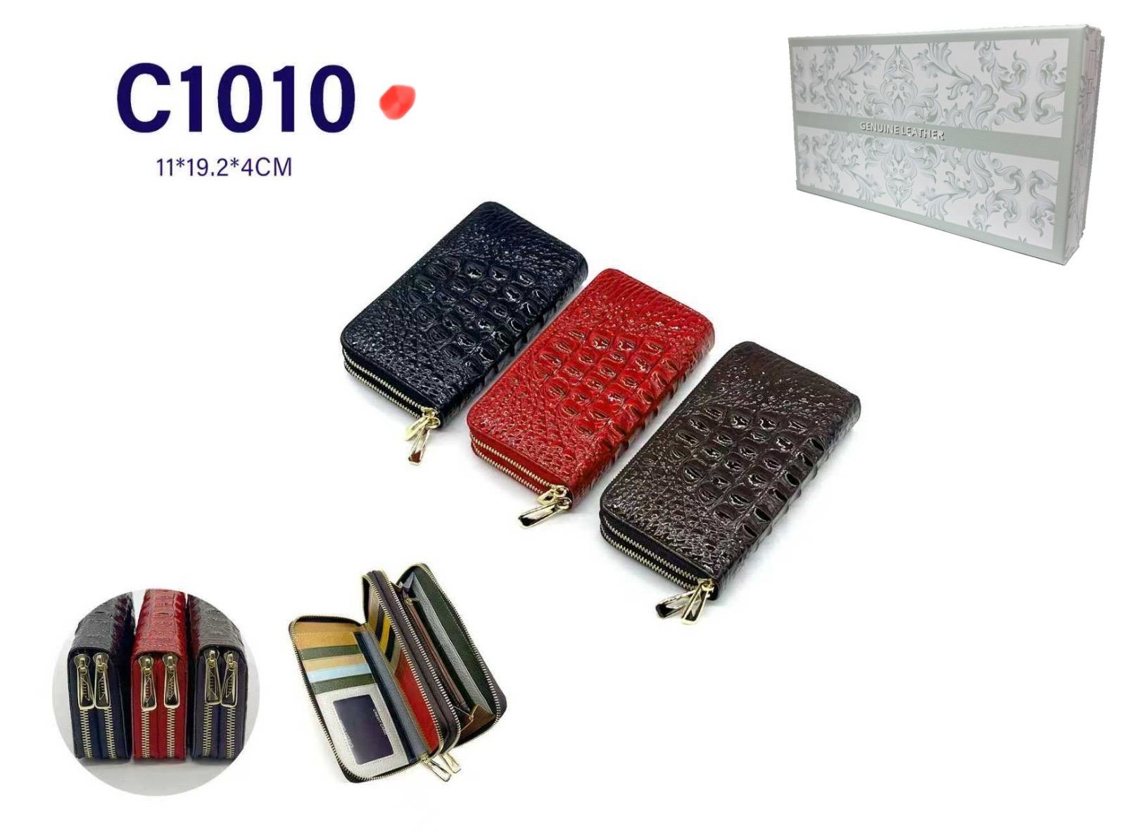 Eslee </br> <div class="adrianoss-model"> C1010</div>