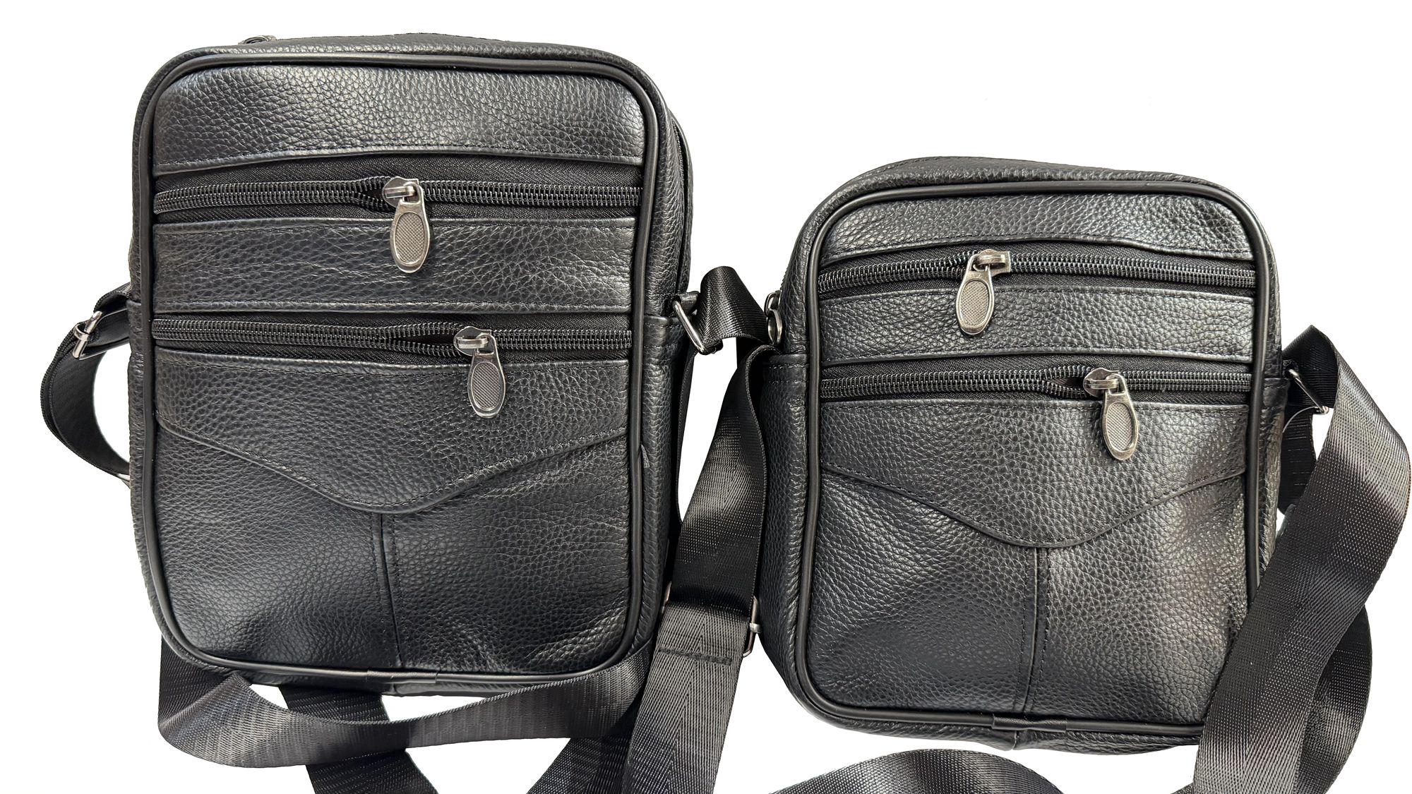 Adrianoss </br> <div class="adrianoss-model"> 105-106 black </div>