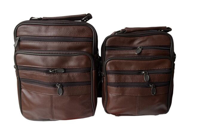 Adrianoss </br> <div class="adrianoss-model"> 8602-8603 light brown</div>