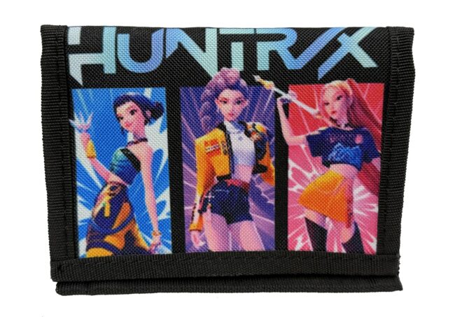 Adrianoss </br> <div class="adrianoss-model"> K-POP Demon Hunters </div>