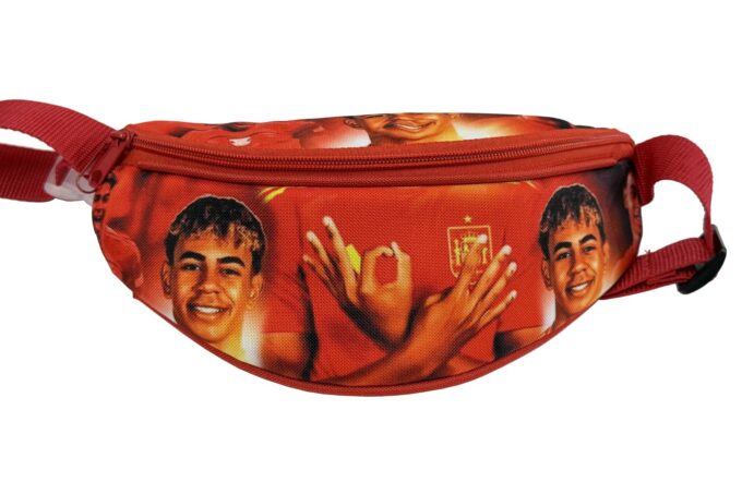 Adrianoss </br> <div class="adrianoss-model"> Lamine Yamal</div>