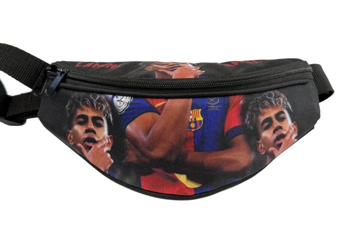 Adrianoss </br> <div class="adrianoss-model"> Lamine Yamal</div>