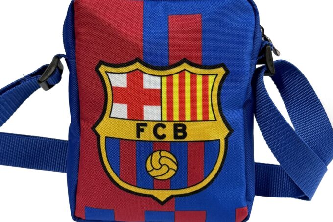 Adrianoss </br> <div class="adrianoss-model"> FCB </div>